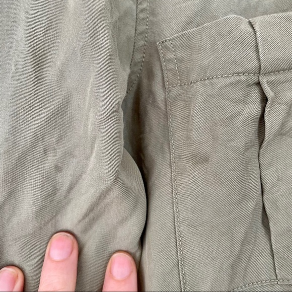 ❤️ Anthropologie Holding Horses Green Twist Front Blouse Sz 6 - Picture 2 of 7